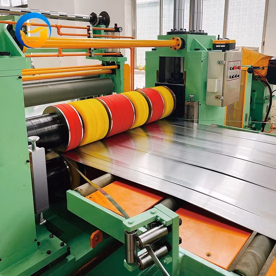 Machine de découpe et de redressage de tôle, Machine de refendage d'acier